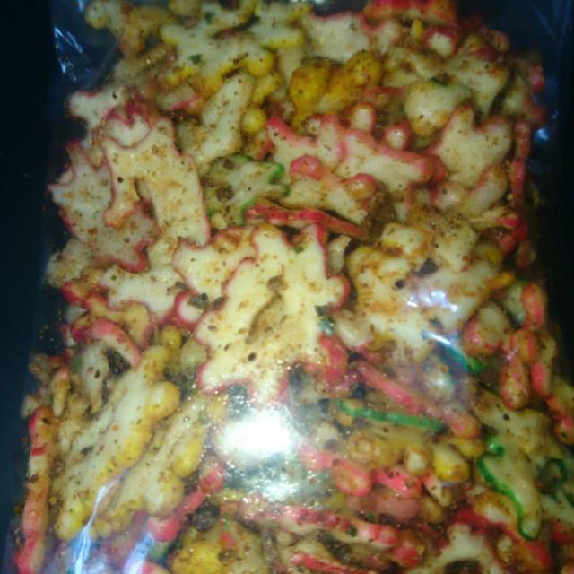 

Kerupuk seblak (KESEL)