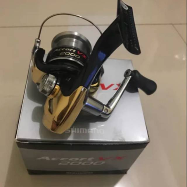 Reel Shimano Accort VX 2000