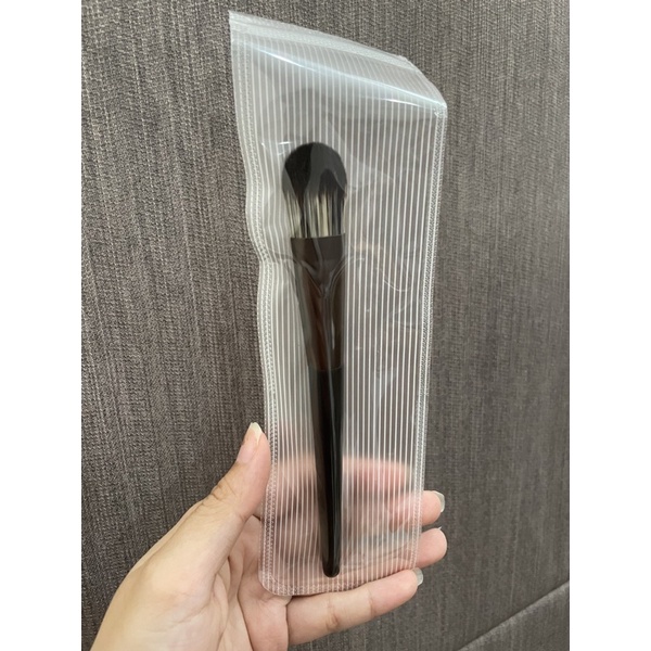 PREMIUM HIGH QUALITY FOUNDATION BRUSH [A358]