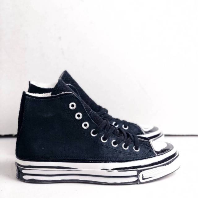 Sepatu pria dan wanita murah Converse Joshua Vides Black White