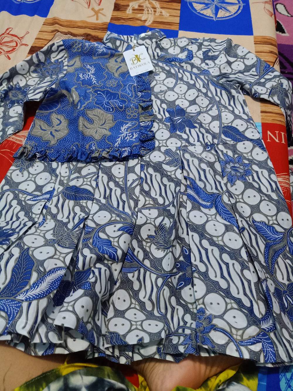 Nadira Tunik Batik Kerja Kantor Wanita