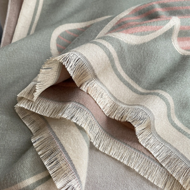 Syal &quot;Karenia&quot; 65 x 180 Motif &quot;Hati&quot; yang mewah, Bahan High Grade Cashmere Immitation