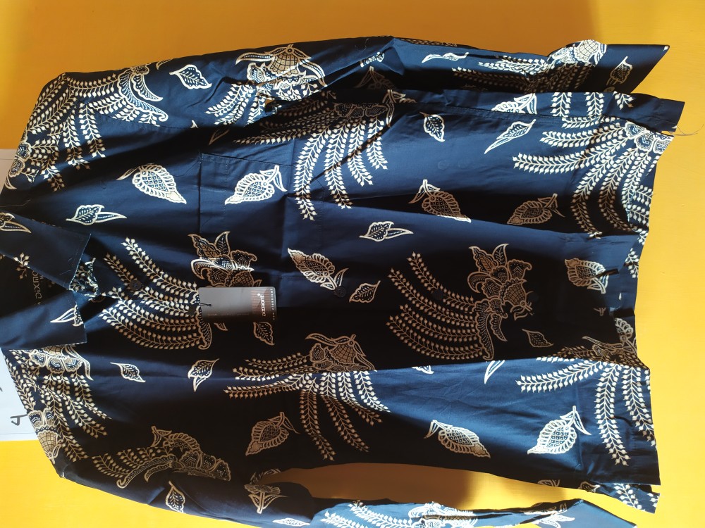 Kemeja Batik Pria Lengan Panjang Bl63 Katun Motif Modern Dixmont Semi Slimfit