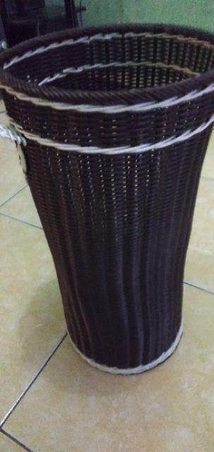 Tempat Payung Rotan Sintetis