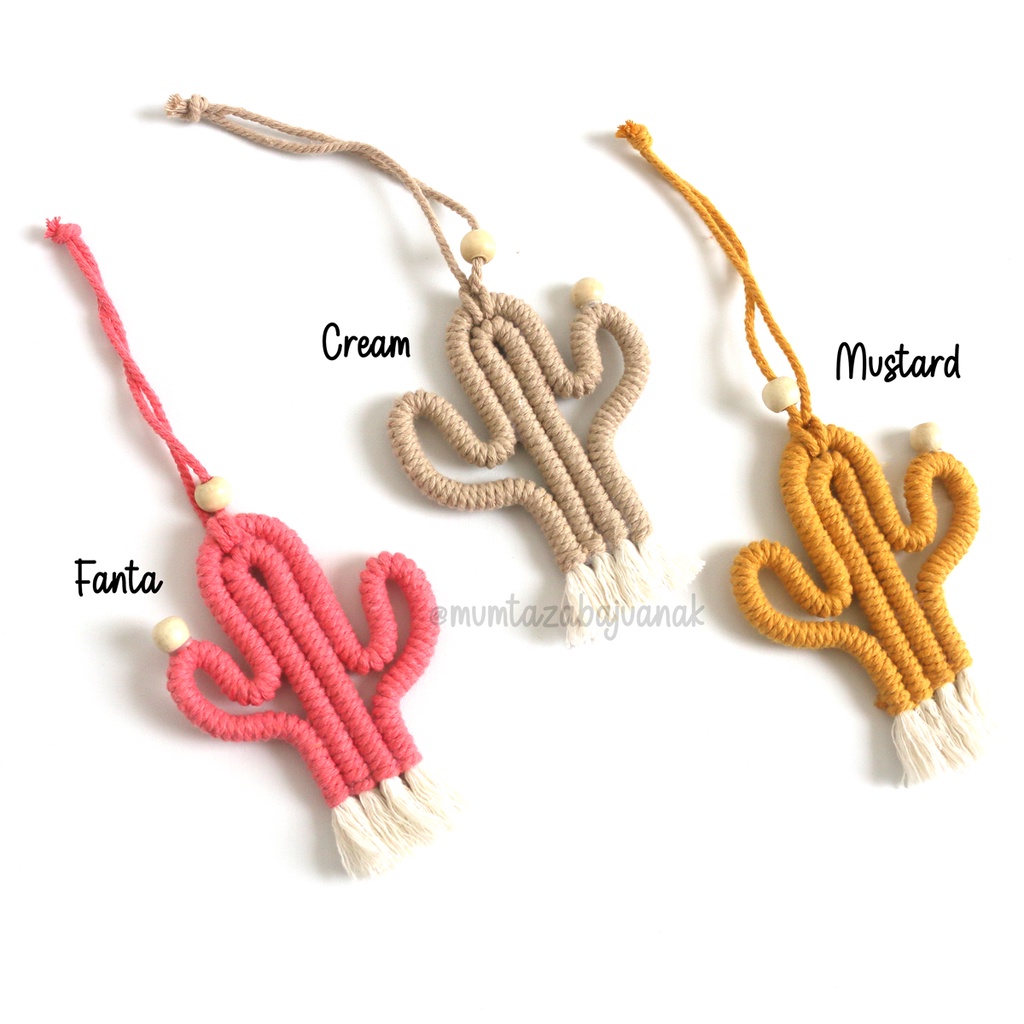 Bag charm Kaktus ~ Bagcharm Cactus ~ Gantungan tas ~ Ganci Macrame ~ Gantungan kunci tas anyaman ~ Gantungan tas jali ~ Hiasan mobil ~ Hiasan kamar ~ Souvenir