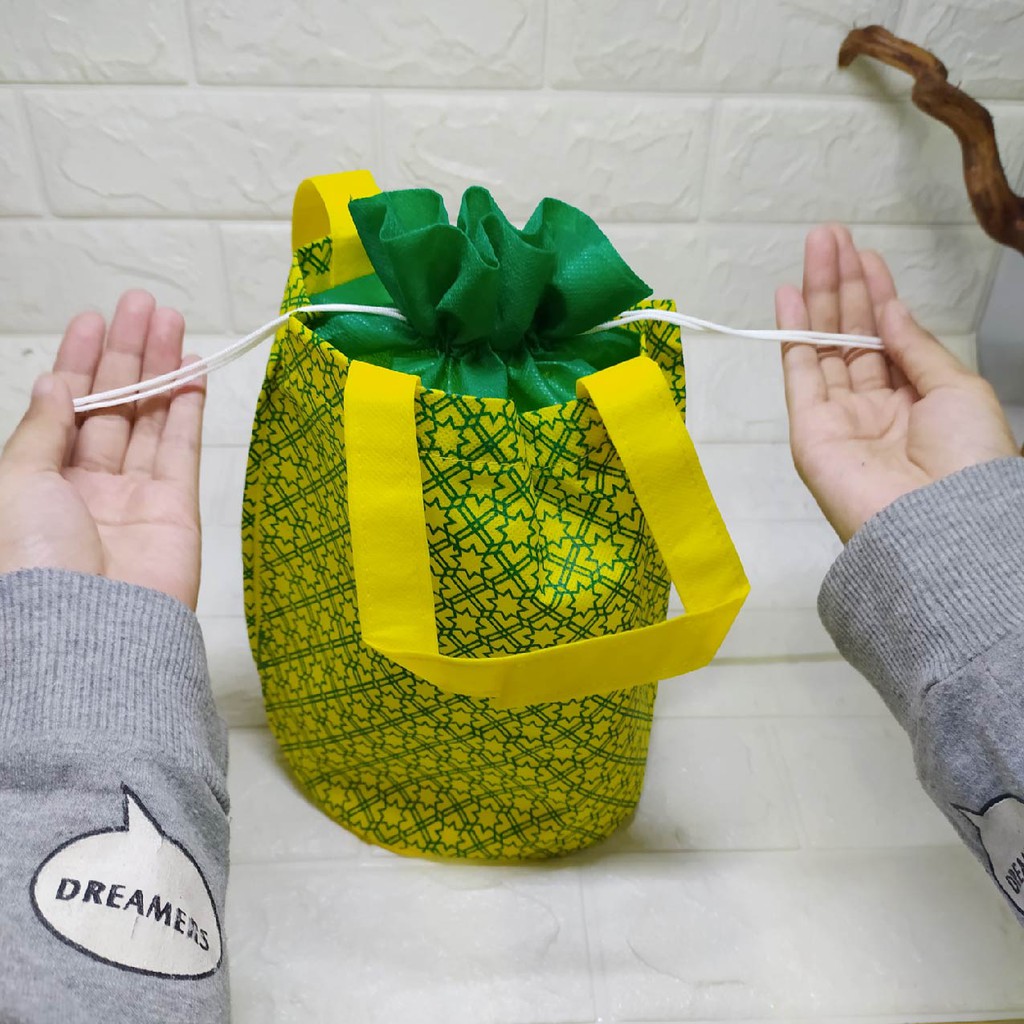 Goodie Bag 3 toples Kue Kantong Souvenir Hantaran