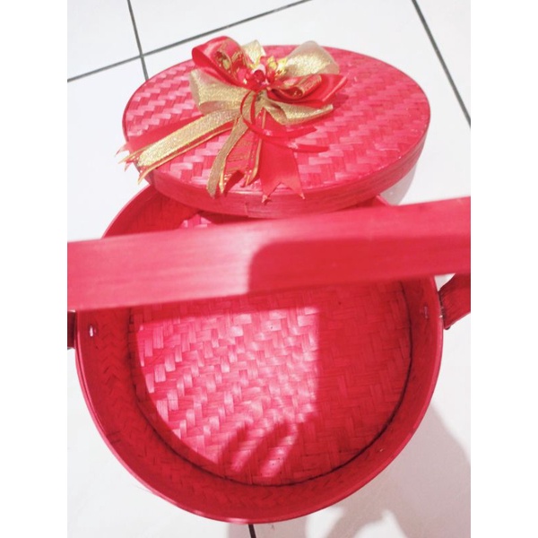 

keranjang anyaman bambu merah besek diameter 25 cm