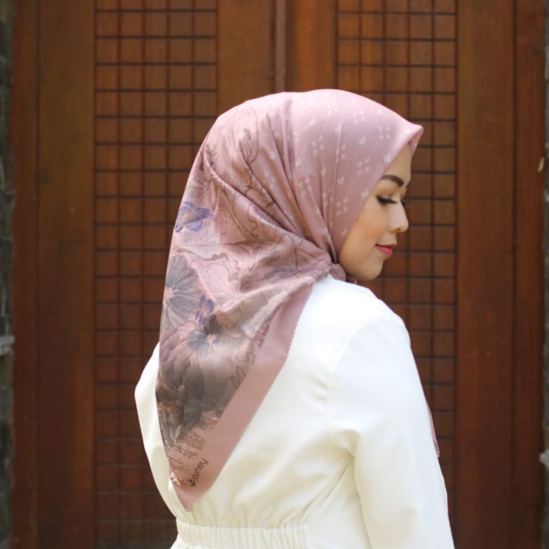 Hijab voal scarve segi empat Lissa series Journey jp