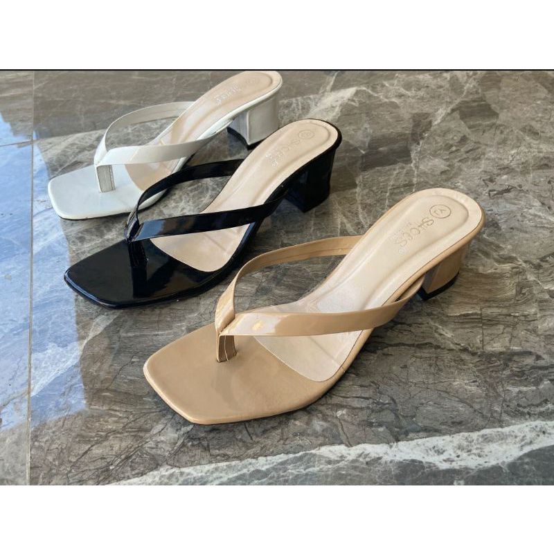 Sandal wanita block hels jepit simple hak tahu 5 cm sendal terbaru