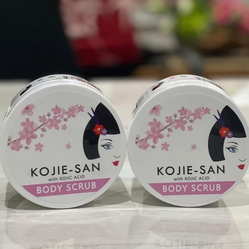 ✨ AKU MURAH ✨Kojie-San With Kojic Acid Body Scrub