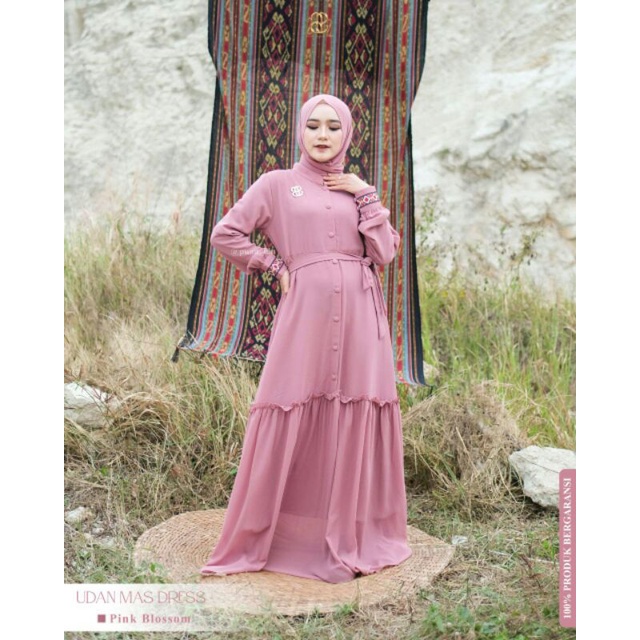 Open po Udan Mas dress