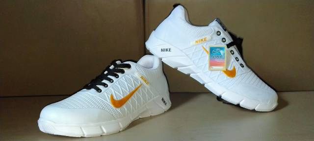 Sepatu Sneakers Ukuran 36-46 Sepatu Sneakers Pria Sepatu Sneakers Wanita Promo Sale E1 Series sepatu pria/sepatu wanita/sepatu