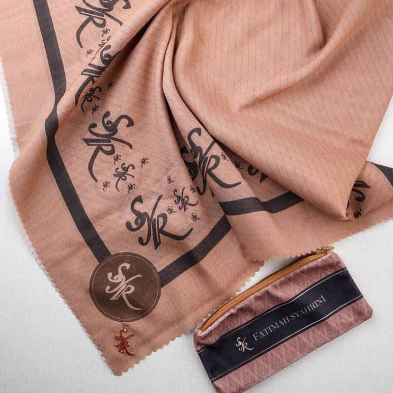 Fatimah Syahrini New Signature SYR Scarf with Tag Nude Brown