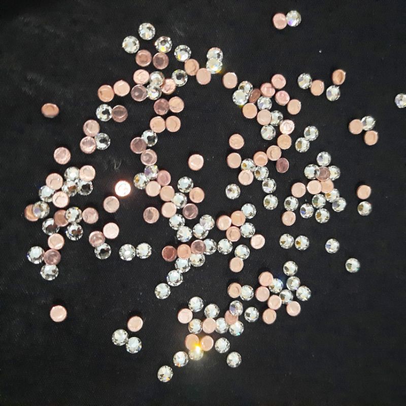 SWAROVSKI CRSYTAL HOTFIX 100% ORIGINAL