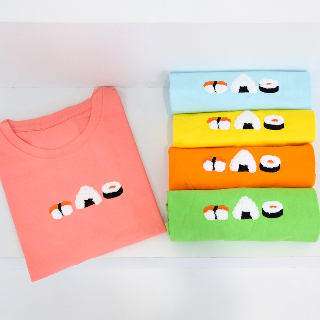 Kadaka T-0328 Tshirt Kaos Sushi Cute Embroidery Timbul