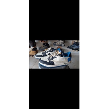 Second Nike air jordan low size 42