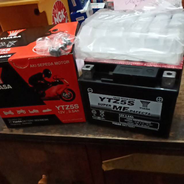 Jual Aki Motor YTZ5S merk Yuasa KARISMA BEAT VARIO | Shopee Indonesia