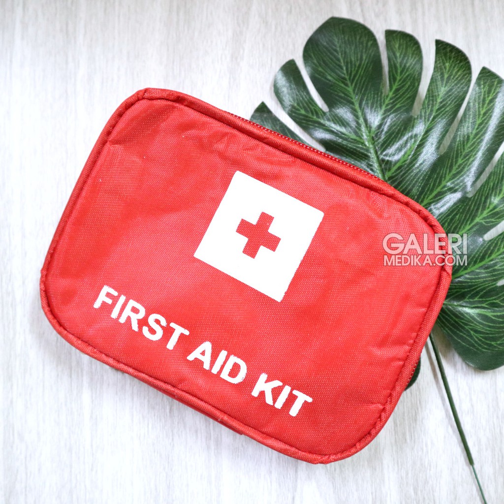 OneMed Kotak p3k Dompet - first Aid Pocket Pouch Tas P3K Mobil