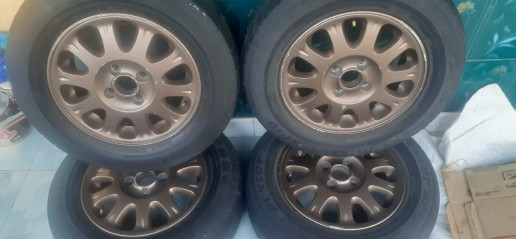 Cetak Foto Polaroid 320/lbr