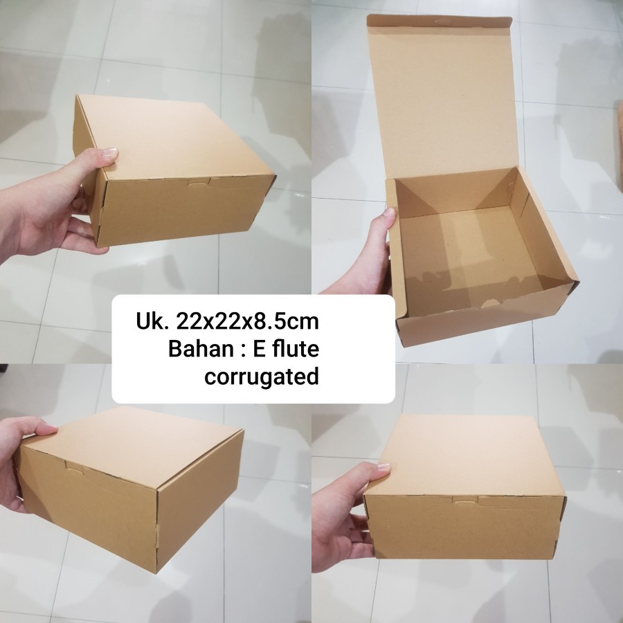 

Dus Cokelat keras uk. 22x22x8.5 untuk lapis surabaya,legit, kue,dll (HARGA UNTUK 10 PCS DUS)