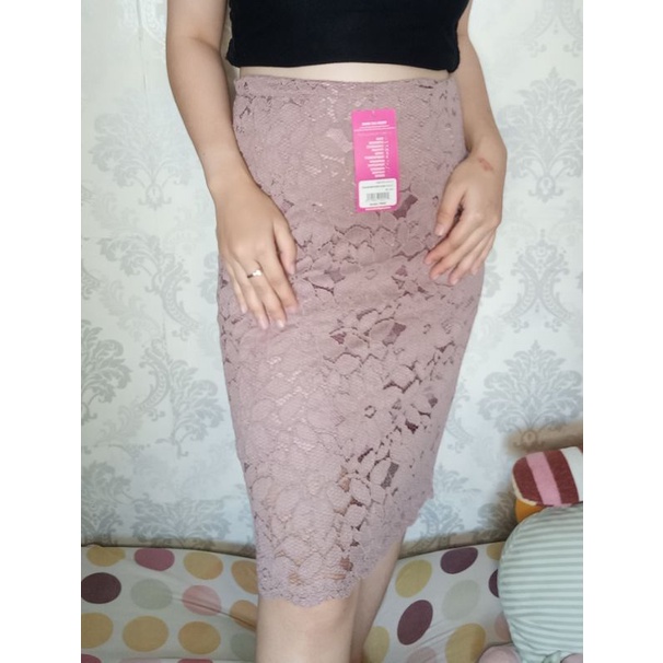 ROK BROKAT LILAC