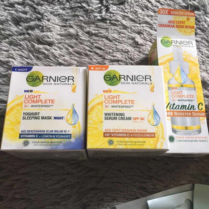 Paket lengkap Garnier Light Complete Set
