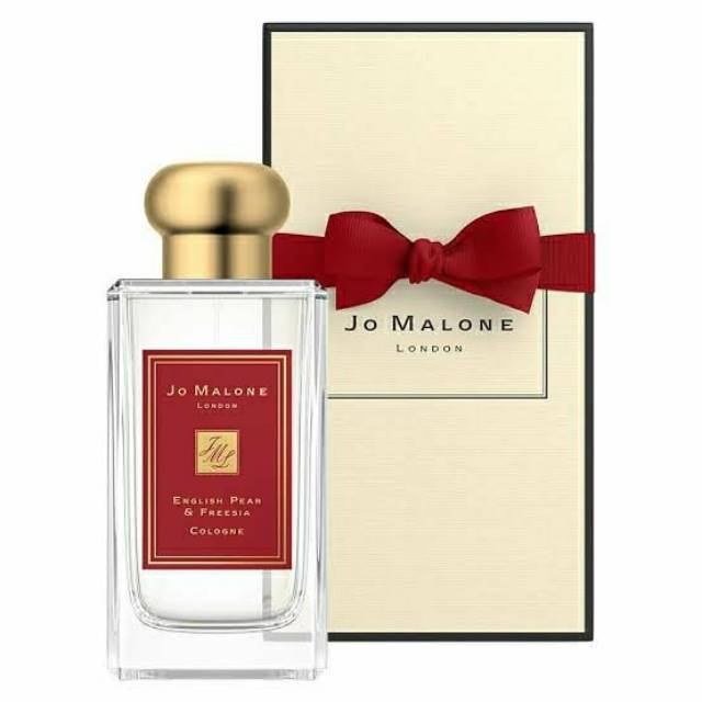 Jo Malone London
Limited Edition
English Pear & Freesia
Cologne 100ml