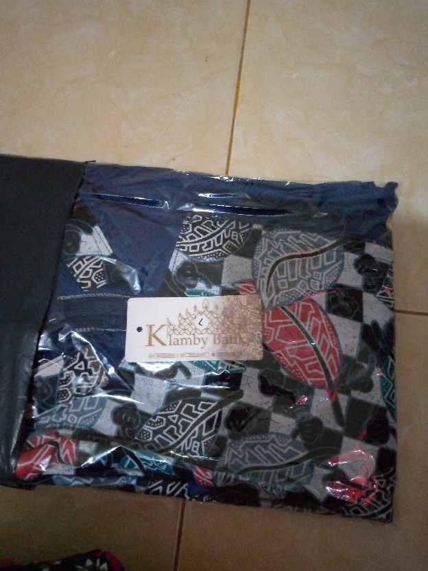 Drk Atasan Tunik Batik Modern Monalisagenes Dianara Dianaratunik Atasantunik Tunikbatik Batikhaqiqi 