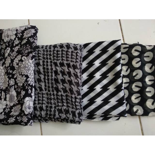 preloved pashmina - preloved scarf - segiempat preloved - preloved hijab monochrome - scarf preloved