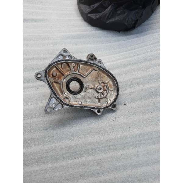 DUDUKAN MAGNET RUMAH DUDUKAN MAGNET HONDA VARIO 150 LED K59 VARIO 125 LED K60 KODE PART KWN 2016-201