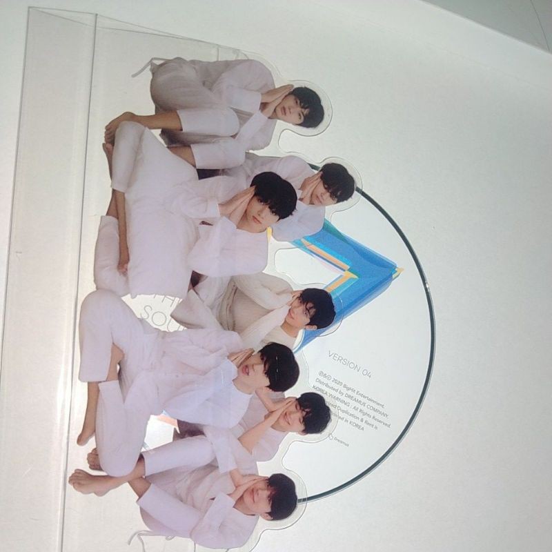 poster NYEL taehyung & standee bts ly tear