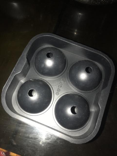 Four Ball Ice Maker / Pencetak Es Batu Bulat