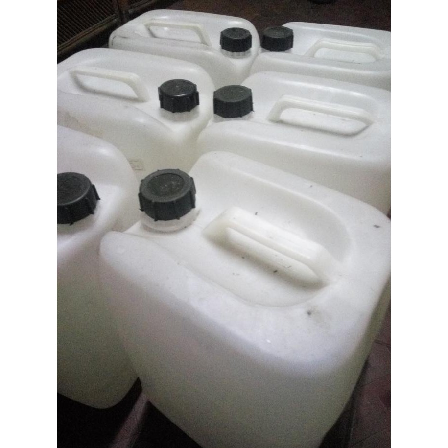 Jerigen Bekas 25 Liter Jirigen Bekas 25 Liter Jerrycan Bekas 25 Liter