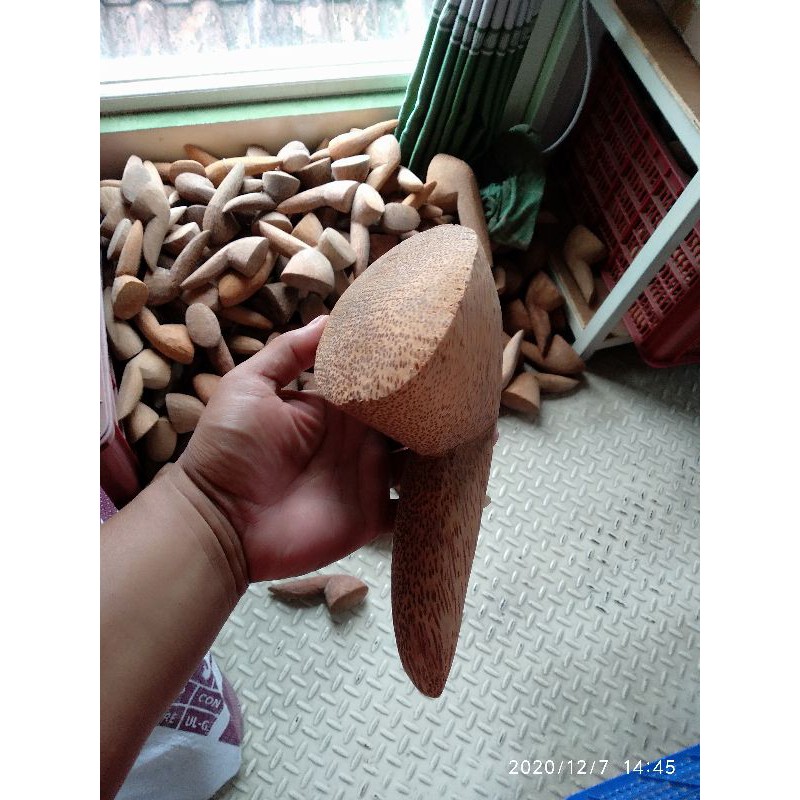 Ulekan Kayu Kelapa BESAR / Ulegan Kayu Kelapa BESAR / Ulek Uleg