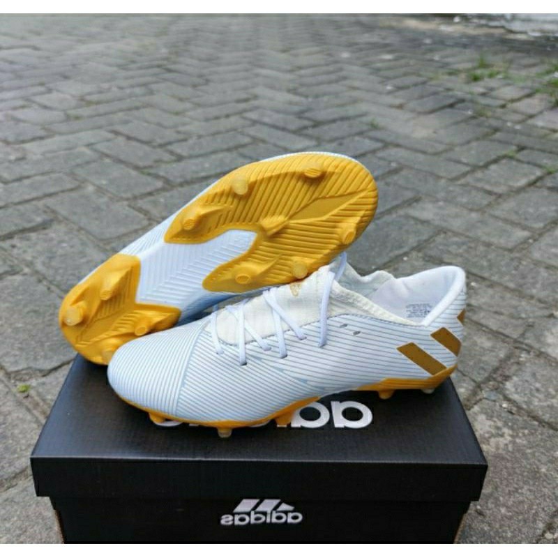 SEPATU BOLA ADIDAS NEMEZIZ 19.3 PUTIH EMAS FG - SEPATU ADIDAS - BOLA - SEPATU SEPAK BOLA - ADIDAS FG
