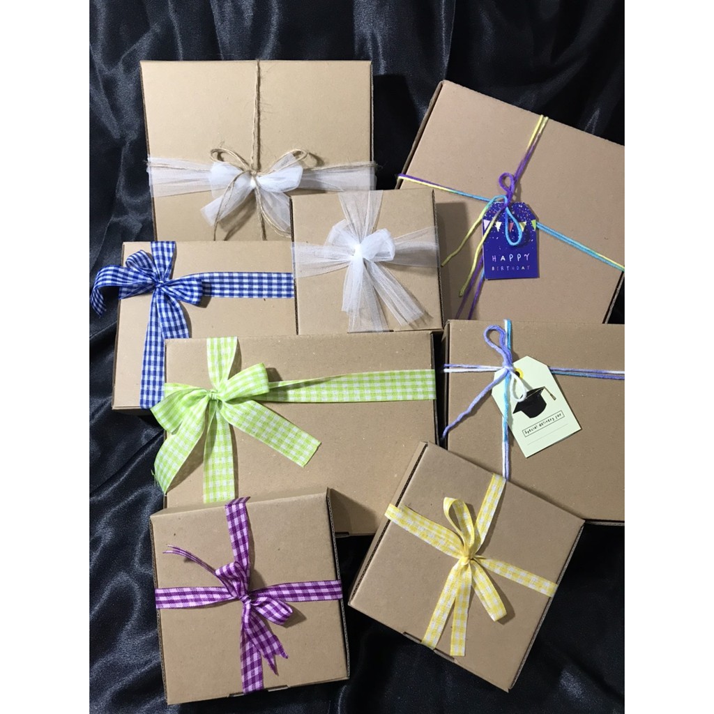 

Gift Box / Kado Unik / Box Hampers