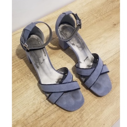 PRELOVED DIORUCCI SZ 39 HIGH HEELS / SEPATU HAK WANITA