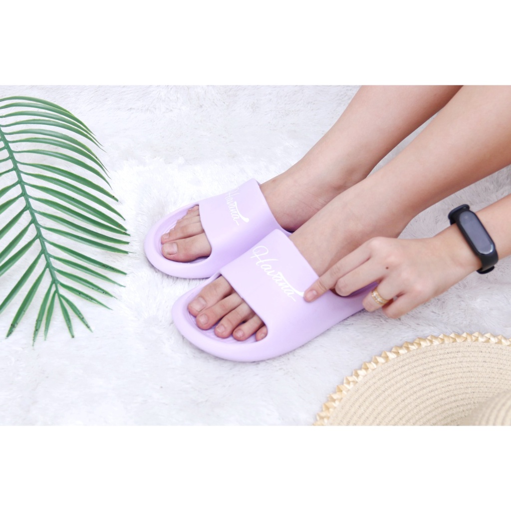 Sandal Selop Wanita Sandal Wanita Selop Rumah Sendal Wanita Slide Terbaru Sandal Wanita Kekinian Sandal Cewek Slip On Terbaru Sandal Wanita Slop Terbaru Sandal Slide Sandal Terbaru Sandal Murah Sandal Fashionable Sandal Rumah