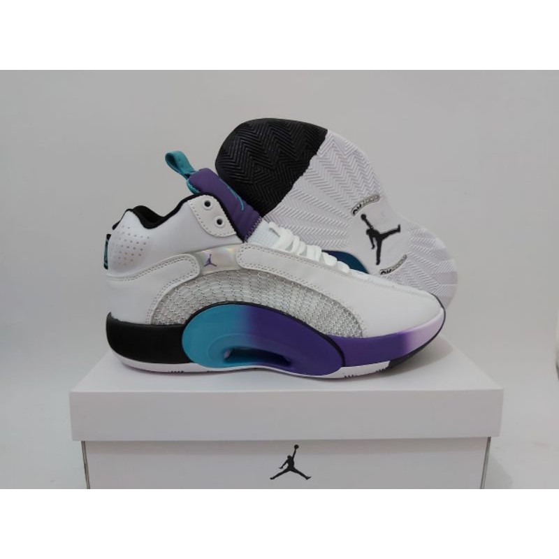 sepatu basket air Jordan 35 high white purple.