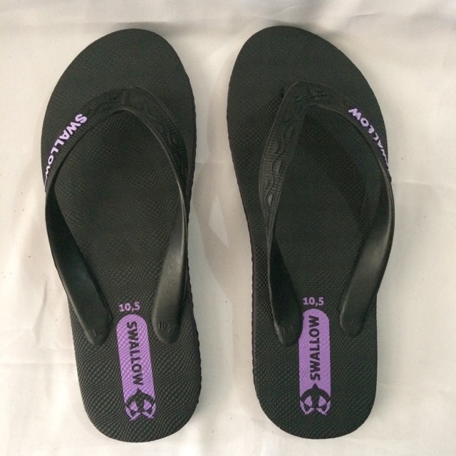 Sandal jepit swallow black pearl