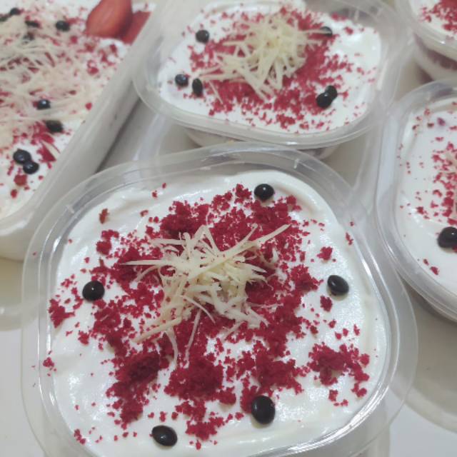

Red velvet cake dan es teller cake