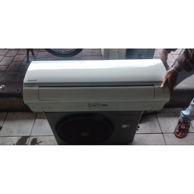 Second Ac Panasonik 1Pk lowwat Freon R32