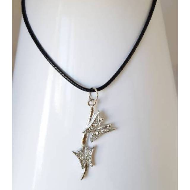 Kalung choker fashion motif kupu-kupu