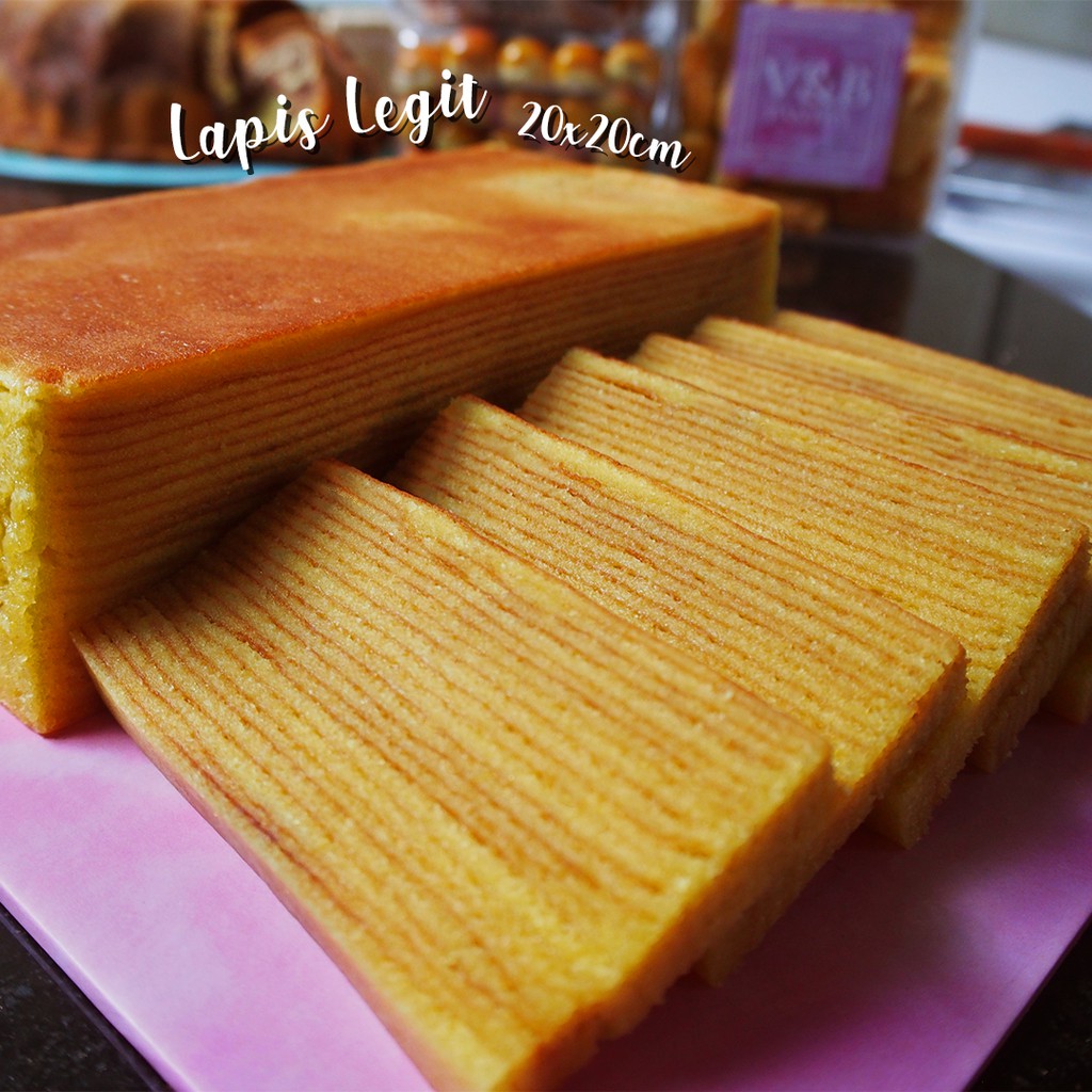

Lapis Legit Premium (20x20cm) ~ Homemade by V&B Pastry