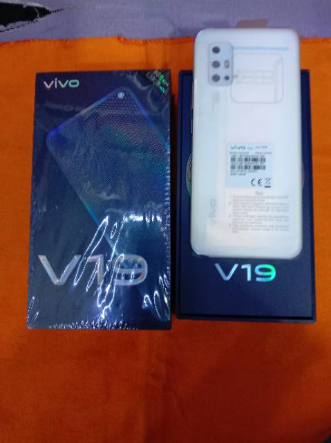 Vivo v19 ram 8/128 gb