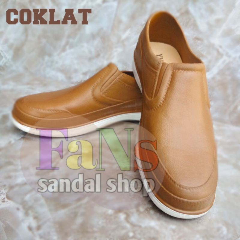 Sepatu Cowok Pentofel (YUMAIDA)7091L