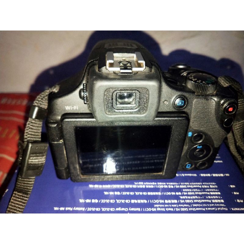 Canon SX60HS