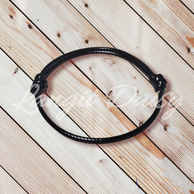 PROMO Gelang Tali Korea Hitam Polos Tipis Couple Pasangan Sahabat Pacar Teman Waterproof Cowok Cewek Laki Laki Perempuan Waterproof Anti Air Nyaman di pakai Etnik Simpel Simple Murah Bisa diatur besar kecilnya keren