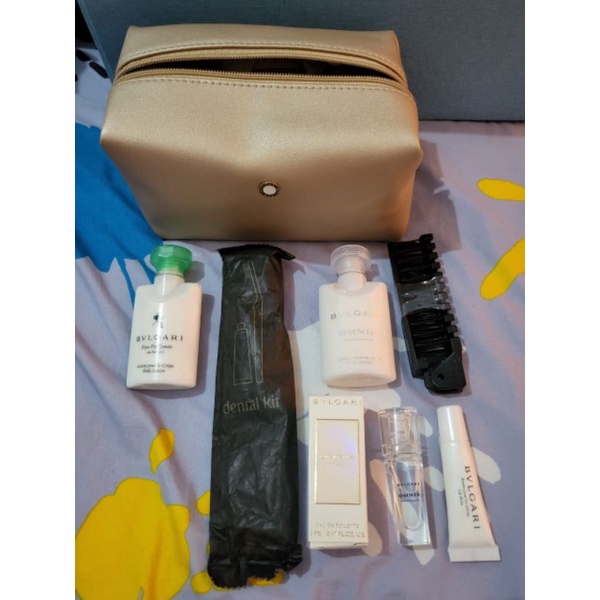 Amenity Kit Bvlgari by Emirates Airlines colour Gold