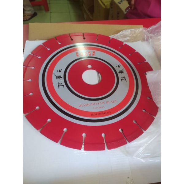 Diamond Cutting Wheel BLITZ 20 Inch